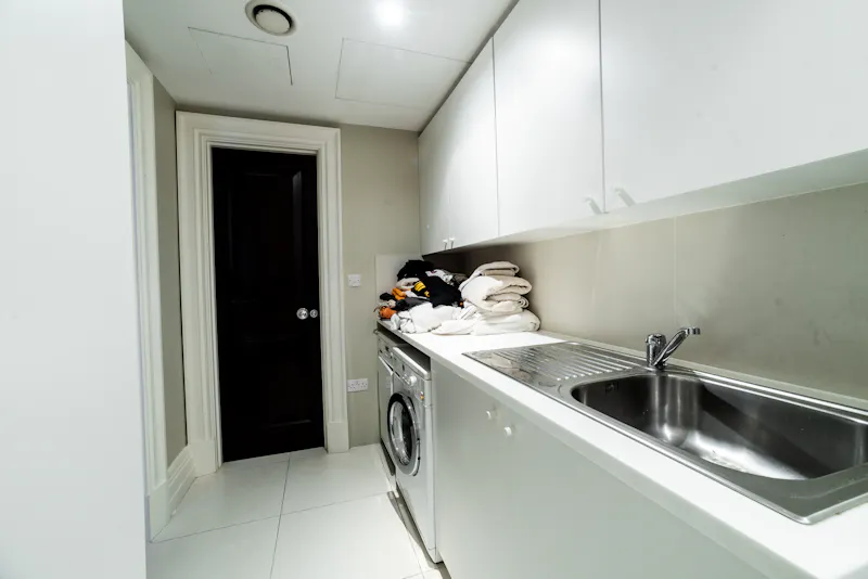 Utility room at Luxurious Knightsbridge townhouse, A1698 (photo 67)