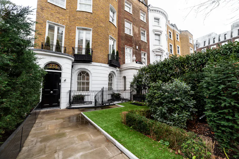 Garden at Luxurious Knightsbridge townhouse, A1698 (photo 73)