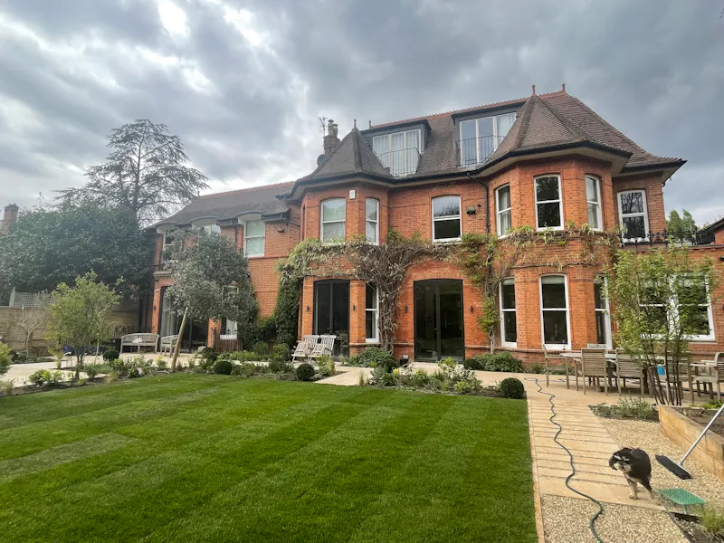 Large Wandsworth family home, B2142 (photo 57)