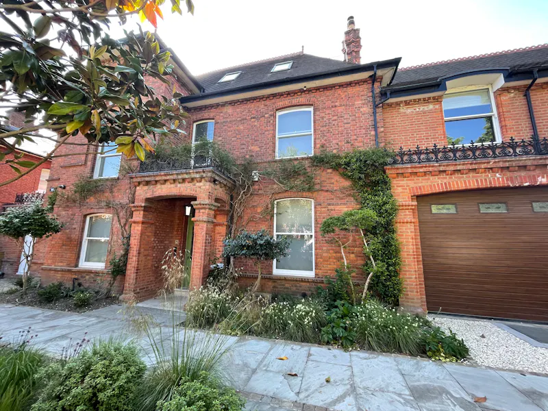 Large Wandsworth family home, B2142 (photo 69)