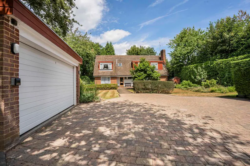 60s Berkhamsted home, D2879 (photo 35)