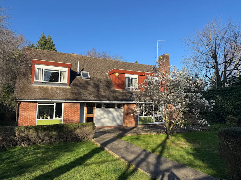 60s Berkhamsted home, D2879 (photo 2)