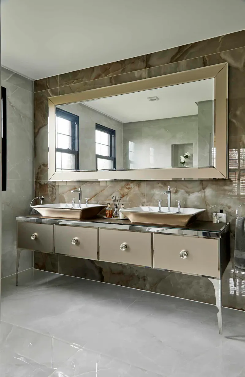 Luxurious Ealing home, D2881 (photo 18)