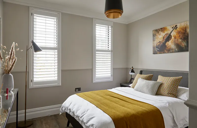 Bedroom at Luxurious Ealing home, D2881 (photo 20)