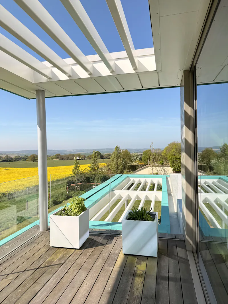 Balcony at Architect-Designed Ipsden Home, K519 (photo 52)