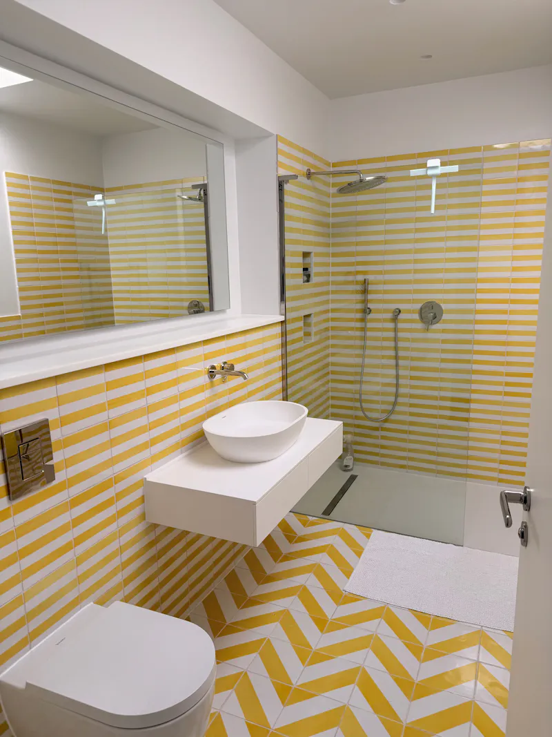 Shower at Architect-Designed Ipsden Home, K519 (photo 34)