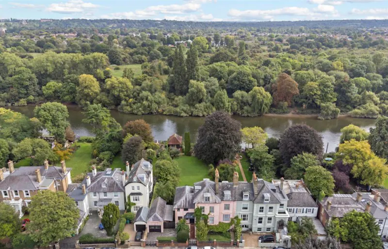 Views - Thames at Magical Thameside family home, B2138 (photo 27)