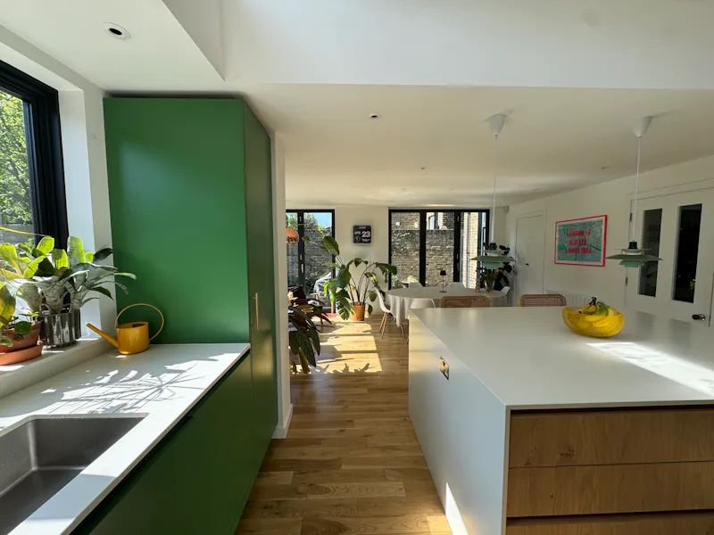 Kitchen at Delightful Dulwich family home, B2137 (photo 4)