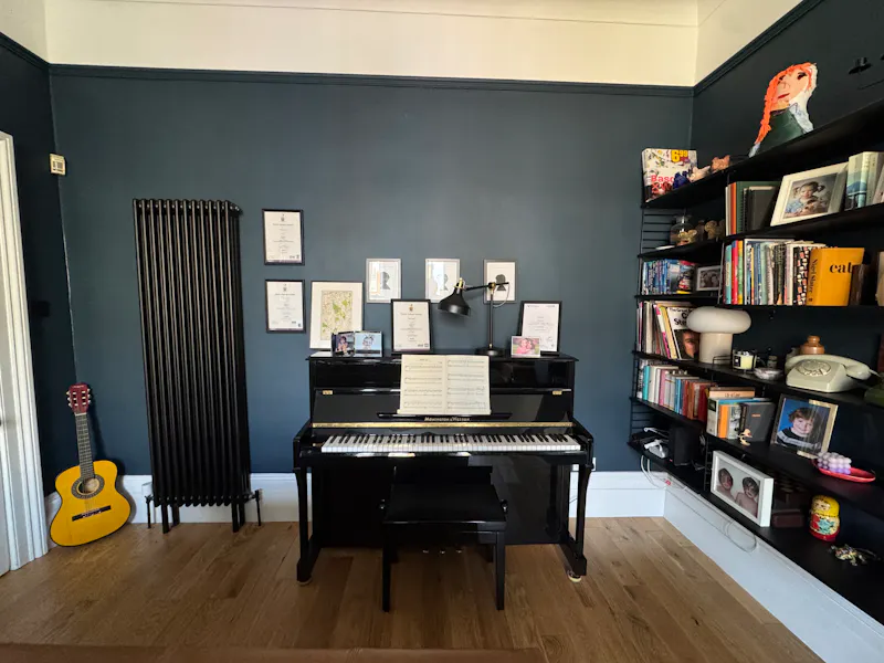 Piano at Delightful Dulwich family home, B2137 (photo 32)
