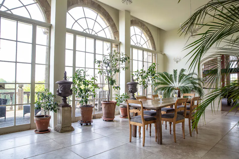 Conservatory at Haywards Heath Elizabethan house, H106 (photo 12)