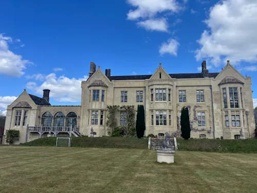 Haywards Heath Elizabethan house, H106
