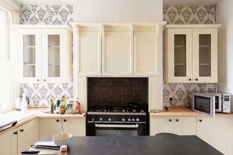 Kitchen at Vacant Malden Victorian house, B2141 (photo 12)