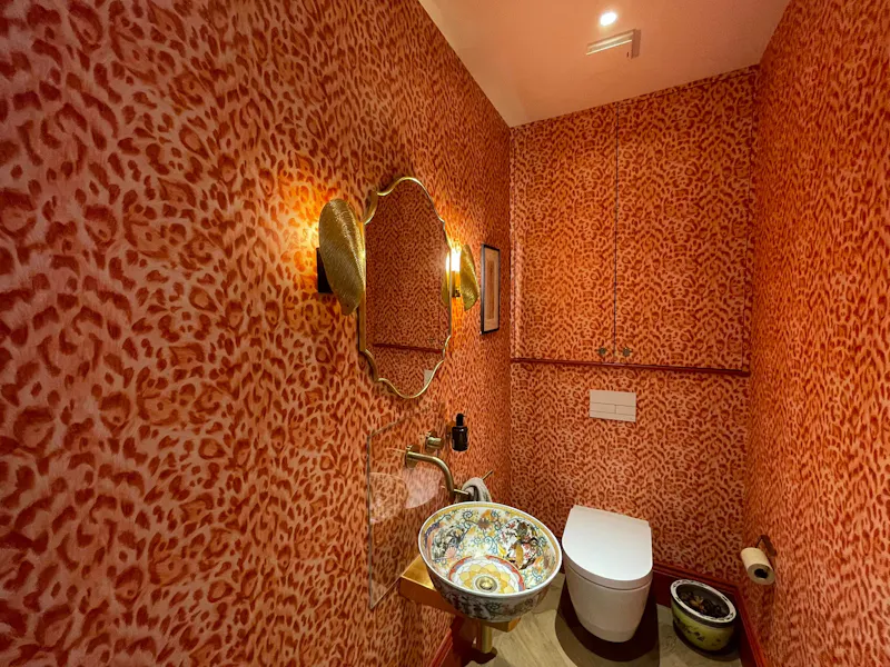 Bathroom at Large Wandsworth family home, B2142 (photo 42)