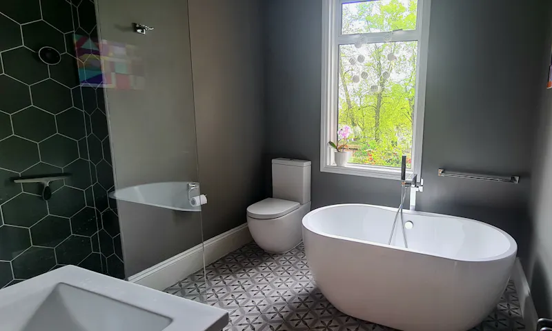 Bathroom at Modern family home Aldersbrook, D2882 (photo 14)