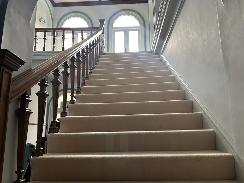 Staircase at Character Sevenoaks Period home, B2143 (photo 4)