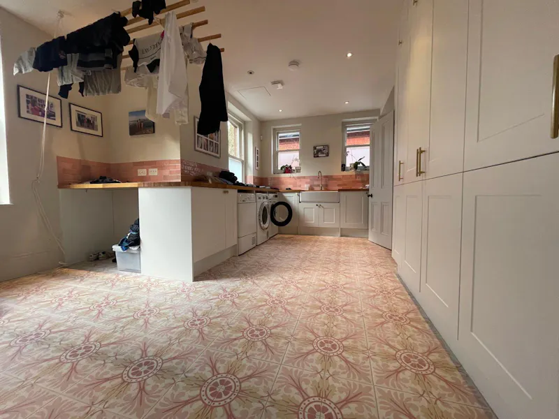 Large Wandsworth family home, B2142 (photo 54)