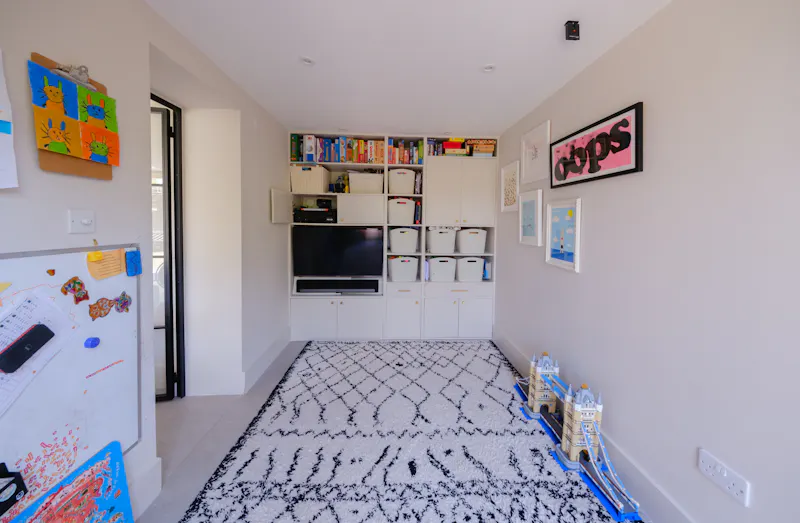 Contemporary Twickenham Home, D2885 (photo 10)
