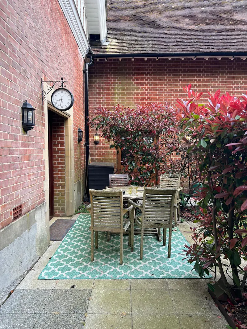 Terrace/Patio at Banstead luxury apartment, F1277 (photo 26)