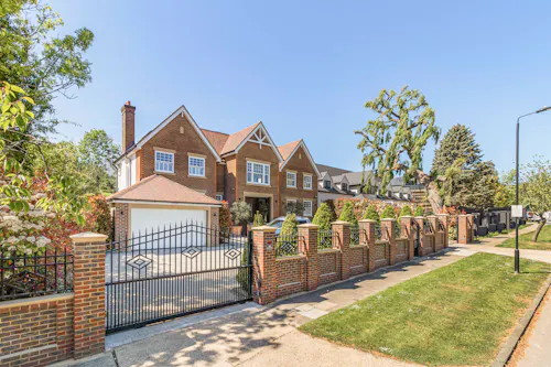 Hadley Wood Modern Mansion, D2886