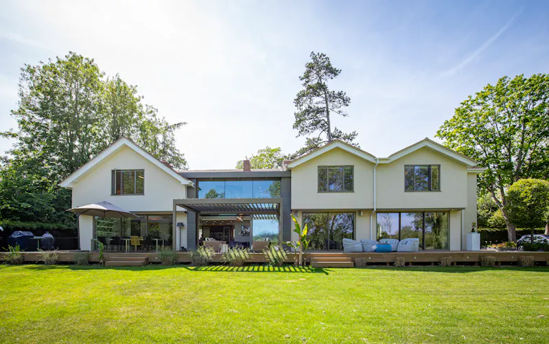 Contemporary River Thames Home, D2883 (photo 57)