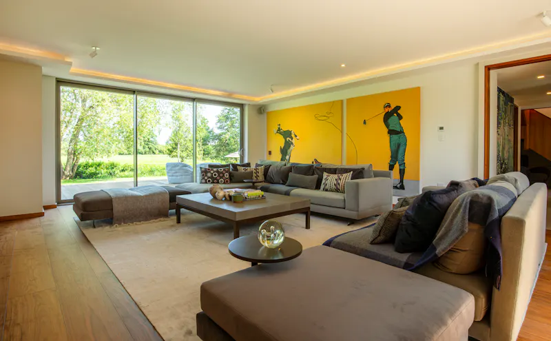 Contemporary River Thames Home, D2883 (photo 10)