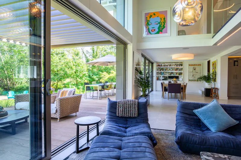 Contemporary River Thames Home, D2883 (photo 30)
