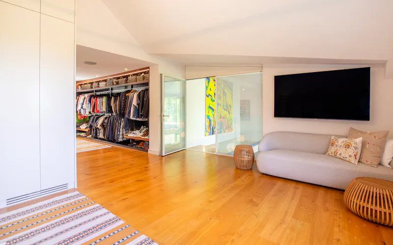 Contemporary River Thames Home, D2883 (photo 42)