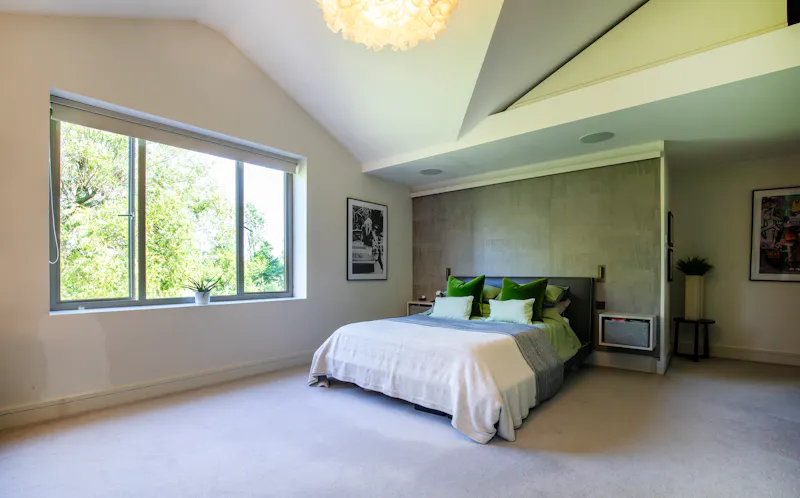 Bedroom at Contemporary River Thames Home, D2883 (photo 46)