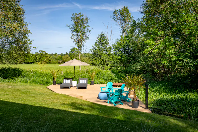 Terrace/Patio at Contemporary River Thames Home, D2883 (photo 62)