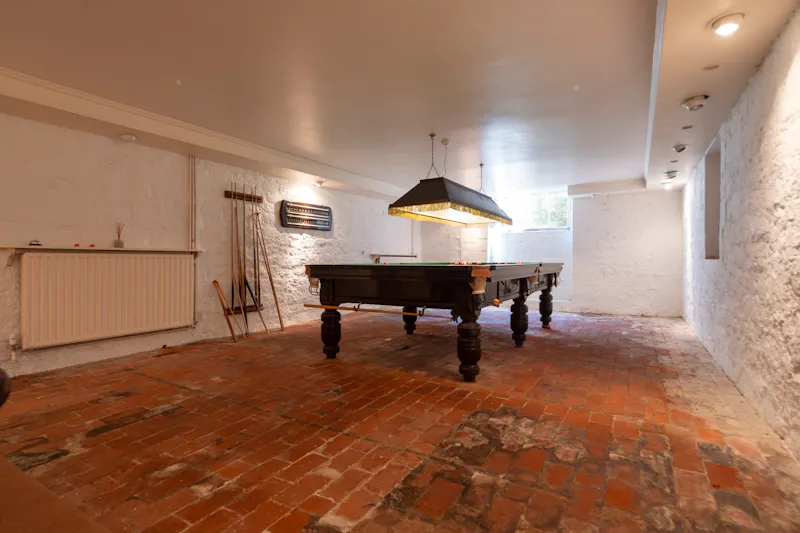 Floor - tiled at Magical South Downs farmhouse, E554 (photo 27)