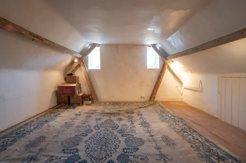 Attic at Magical South Downs farmhouse, E554 (photo 48)
