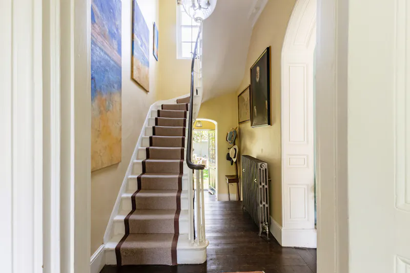 Staircase at Elegant Clapham townhouse, A1702 (photo 3)