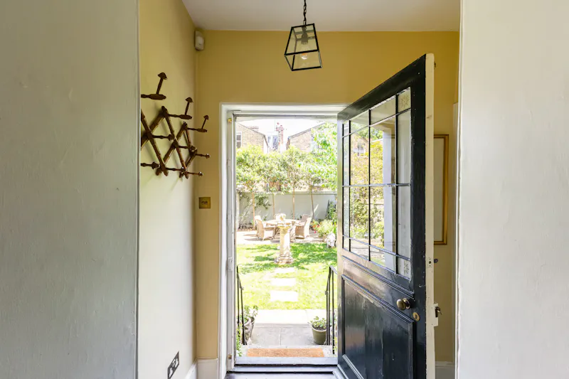 Elegant Clapham townhouse, A1702 (photo 62)