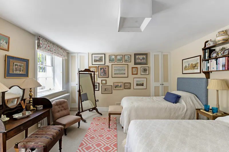 Elegant Clapham townhouse, A1702 (photo 50)