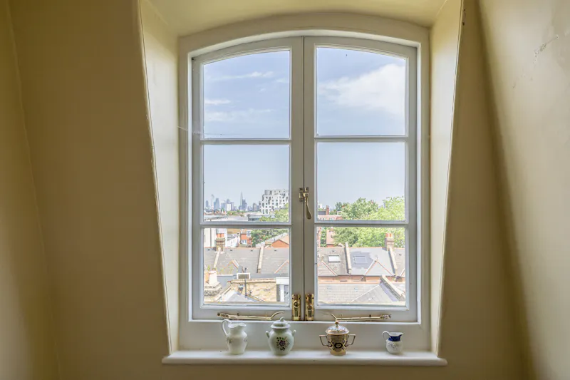 Elegant Clapham townhouse, A1702 (photo 61)