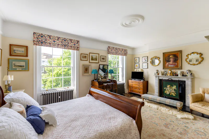 Bedroom - main at Elegant Clapham townhouse, A1702 (photo 40)