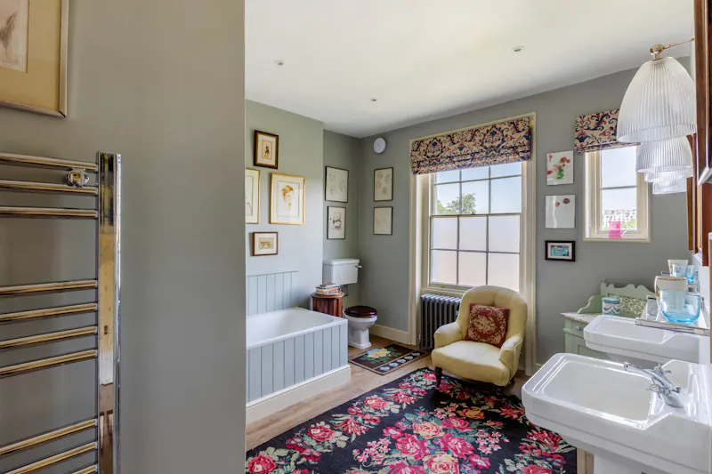 Elegant Clapham townhouse, A1702 (photo 56)
