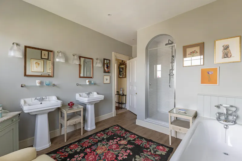 Elegant Clapham townhouse, A1702 (photo 53)