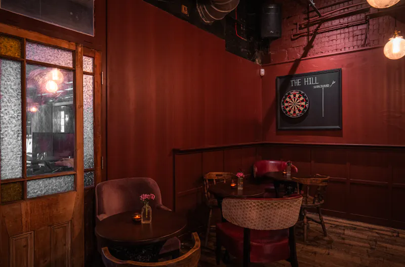 Modern London Pub, R861 (photo 10)