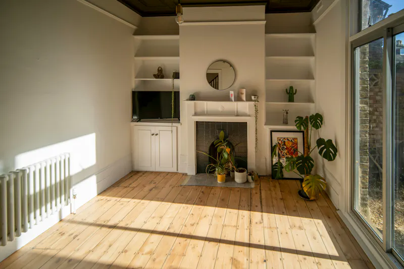 Floor - wooden at Victorian Crystal Palace Home, B2144 (photo 9)