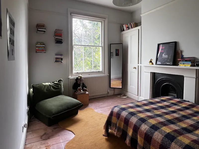 Bedroom - child's at Victorian Fox Hill family home, B1866 (photo 22)