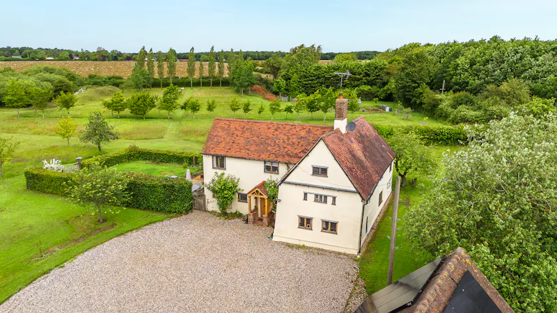 Saffron Walden Period Farmhouse, L780 (photo 31)