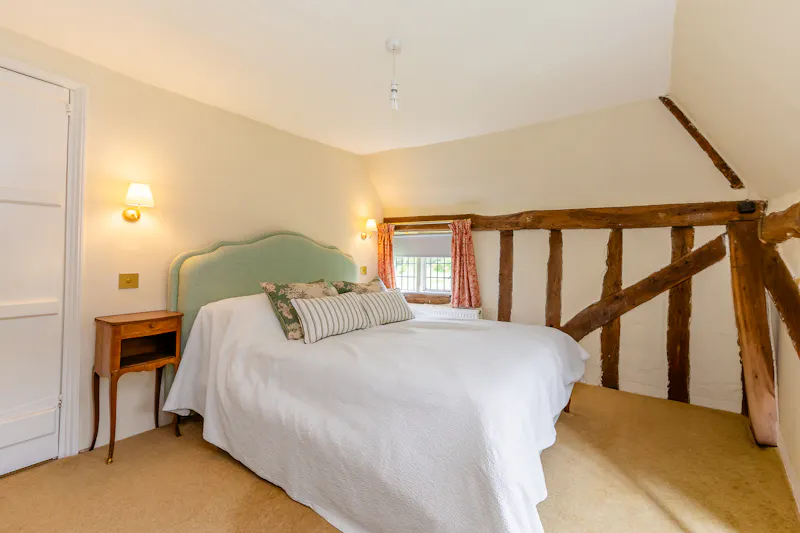Bedroom at Saffron Walden Period Farmhouse, L780 (photo 15)