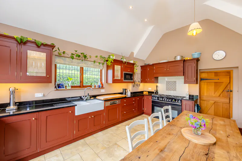 Saffron Walden Period Farmhouse, L780 (photo 6)