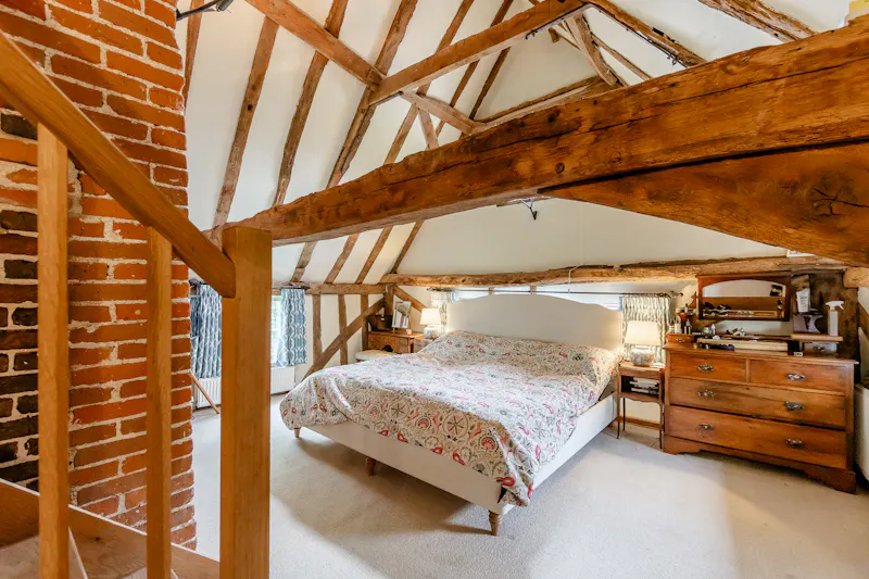 Saffron Walden Period Farmhouse, L780 (photo 13)