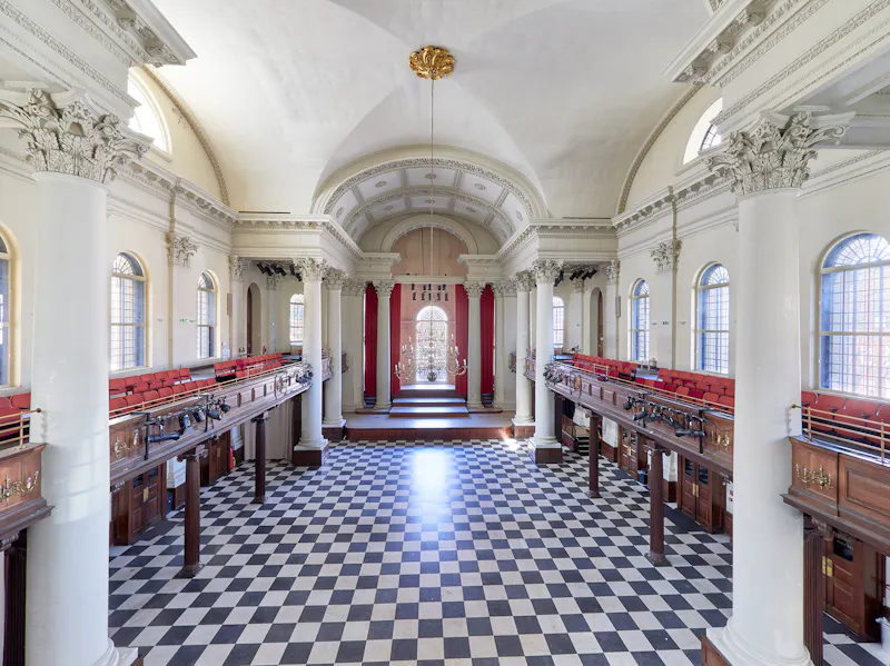 Floor - tiled at Historic Central London Church, CH130 (photo 2)