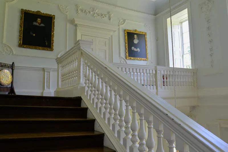 Staircase at South Downs Country Estate, H6 (photo 20)