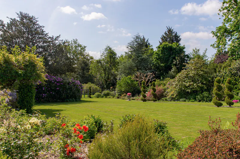 Impressive Mill Hill Estate, D1251 (photo 32)