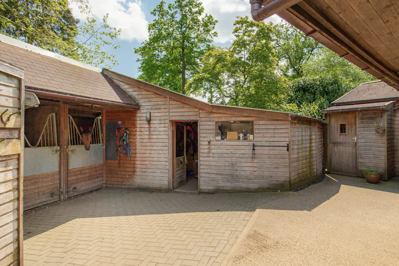 Stable / Outbuildings at Impressive Mill Hill Estate, D1251 (photo 28)
