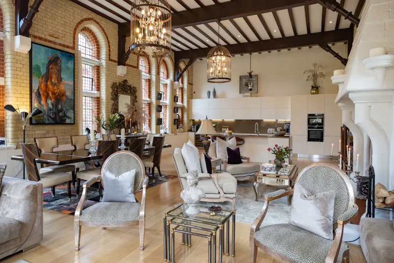 Edgware Victorian Gothic House, B2146 (photo 16)